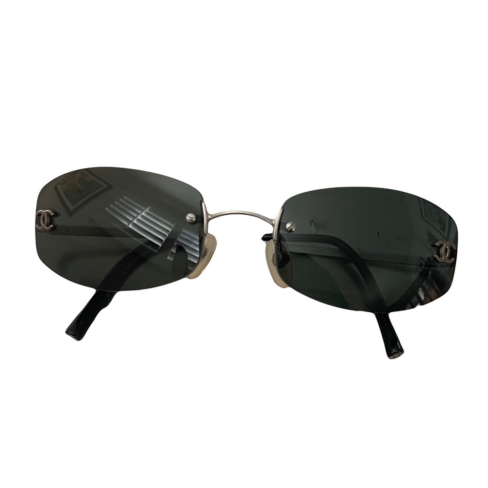 Chanel wire sunglasses 90s Kylie Jenner Paris Hilton